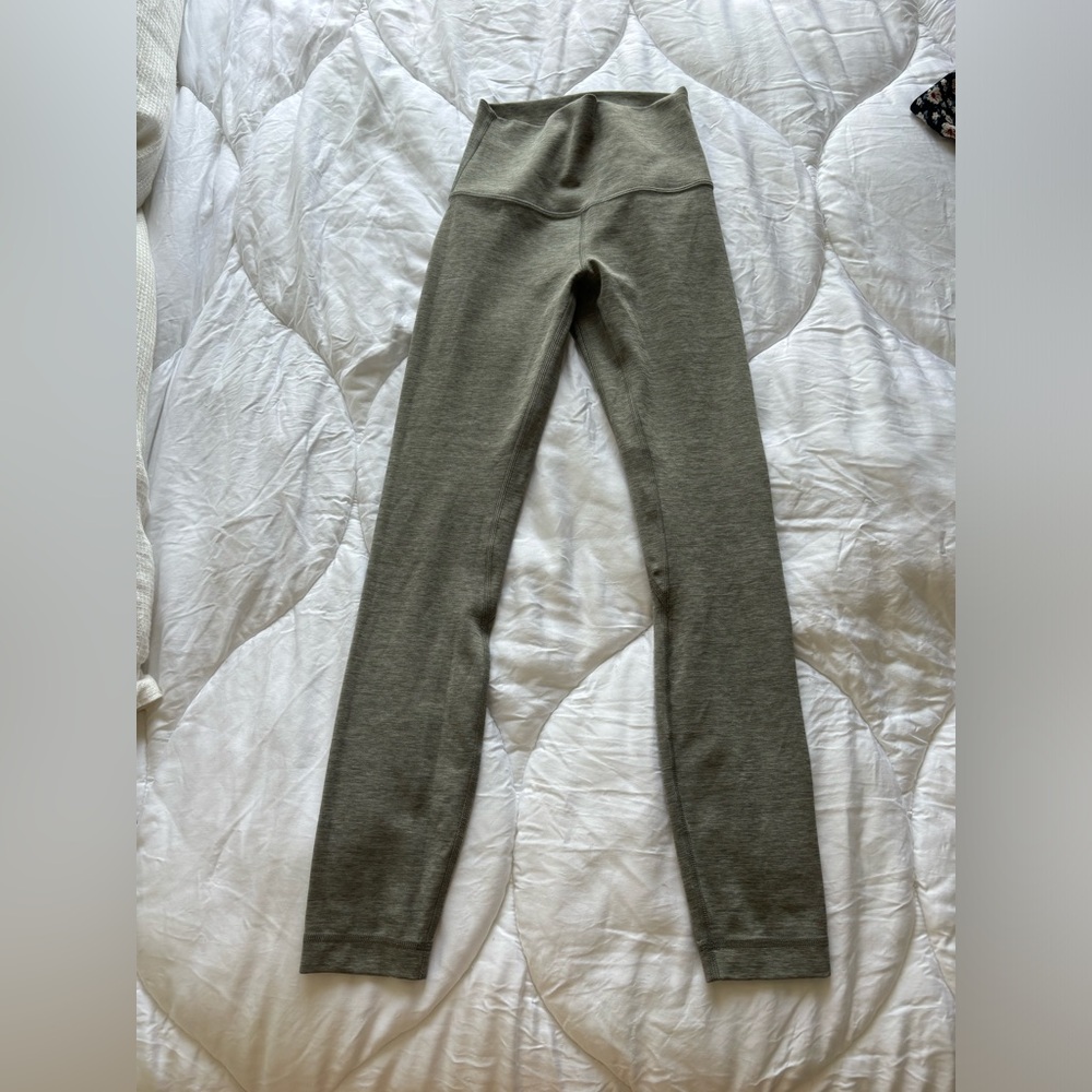 Lululemon yoga pant New without tags